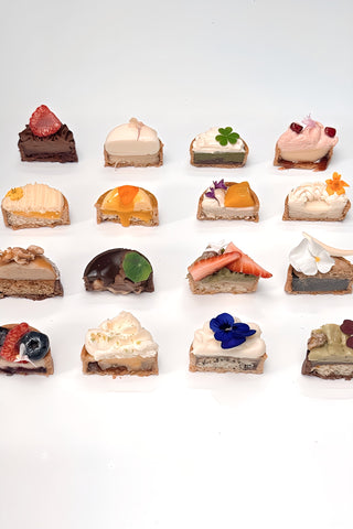 The Dessert Connoisseur 16pcs